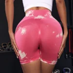 Pantaloncini da Yoga Tie Dye: Stile e Comfort per i Tuoi Allenamenti - immagine 6