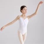 Body da balletto per bambine con bretelle in cotone e lycra - immagine 2