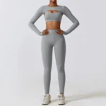 Set Yoga 2/3 Pezzi Donna - Tuta da Allenamento con Push Up, Fitness e Yoga - immagine 2