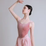 Body da Balletto per Donna Senza Maniche in Velluto – Body per Yoga, Ginnastica e Costume da Palcoscenico - immagine 2