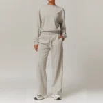 Sweltering - Set Yoga Donna 2 Pezzi con Felpa con Cappuccio e Leggings - immagine 2