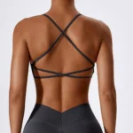 Sweltering - Set Yoga Donna 2 Pezzi Senza Cuciture con Reggiseno Sportivo e Leggings a Vita Alta - immagine 5