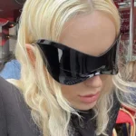 Arvin FutureShield – Occhiali da Sole Maschera Oversize Stile Punk Y2K Specchiati Unisex - immagine 4