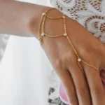 Doyours – Bracciale con anello collegato e nappa in zirconi cubici in acciaio inox placcato oro 18K - immagine 4