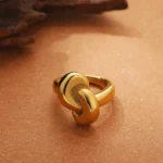 Doyours – Anello aperto geometrico irregolare in acciaio inox placcato oro 18K regolabile - immagine 6