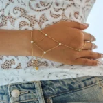 Doyours – Bracciale con anello collegato e nappa in zirconi cubici in acciaio inox placcato oro 18K - immagine 3