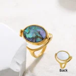 Doyours – Anello ovale girevole double face con conchiglia bianca e abalone placcato oro 18K - immagine 2