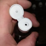 Set flaconi viaggio vuoti in plastica con tappo a vite - immagine 4