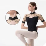 Body balletto donna elegante con colletto rialzato e ricamo