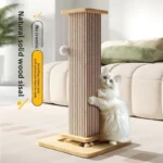 Tiragraffi verticale per gatti con colonna e gioco integrato