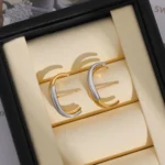 Orecchino a polsino lineare bicolore placcato oro 18K - immagine 3