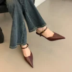 Sandali sabot eleganti da donna con tacco sottile - immagine 4