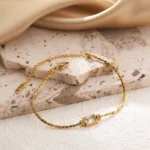 Bracciale donna in acciaio oro con cristallo quadrato - immagine 5