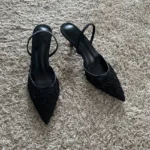 Sandali donna eleganti con tacco alto e cinturino - immagine 3