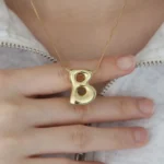 Collana iniziale donna placcata oro 18K con ciondolo lettera - immagine 2