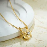 Collana con ciondolo stivali da cowboy e stella zircone - immagine 5