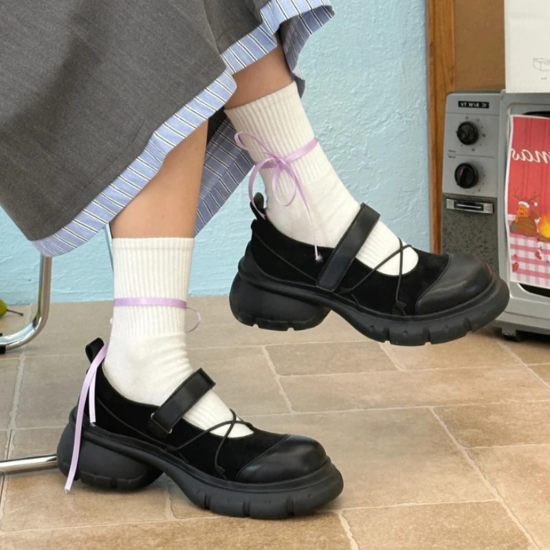 kf-S44271eb75013430bbed04272124e6e41Z Scarpe Mary Jane donna con plateau, sportive e casual - immagine 1