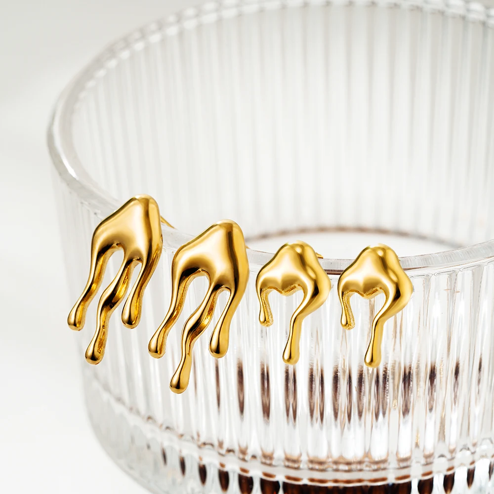 kf-S481ed7fc5bcd470e9aeb0d0ff7db7613y Orecchini a goccia mini in acciaio inox placcato oro - immagine 1