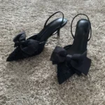 Mules slingback a tacco alto con fiocco e perle - immagine 4