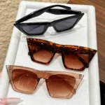 Set 3 occhiali da sole cat-eye montatura grande - immagine 2