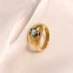 Anello donna cupola oro 18K con stella di cristallo rosa e blu - immagine 5