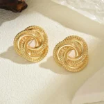 Orecchini a bottone nodo ruotato in acciaio placcato oro - immagine 4