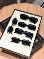 Set 5 occhiali da sole donna alla moda per ogni giorno - immagine 3