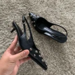 Sandali eleganti da donna con tacco alto e rivetti - immagine 6