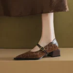 Scarpe Mary Jane donna a punta con tacco largo leopardato - immagine 3