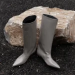 Stivali alti al ginocchio da donna con tacco basso - immagine 4