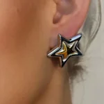 Orecchini cuore bicolore donna in acciaio inox - immagine 4