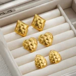 Orecchini vintage oro a cuore e pera in acciaio inox