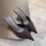 Pantofole con tacco alto da donna stile street elegante - immagine 5