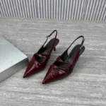 Sandali estivi con tacco alto a punta e cinturino - immagine 2