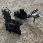 Mules slingback a tacco alto con fiocco e perle - immagine 3