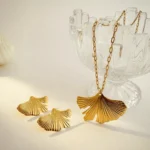 Set collana e orecchini foglia Ginkgo placcato oro