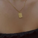 Collana medaglione luna apribile in acciaio inox - immagine 3