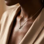 Collana iniziale F in oro con ciondolo minimal