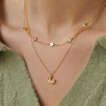 Collana donna luna e stella in acciaio oro - immagine 2