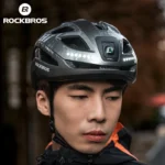 Casco bici leggero ROCKBROS con luce ricaricabile USB-C - immagine 2