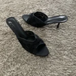 Sandali con tacco alto da donna eleganti con perline - immagine 4