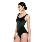 wg07424-black