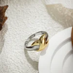 Anello donna nodo incrociato bicolore oro e argento - immagine 5