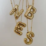 Collana donna lettera palloncino 3D in acciaio inox - immagine 4
