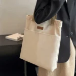Borsa tote donna in tela capiente per uso quotidiano - immagine 5