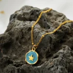 Collana donna placcata oro con ciondolo croce e stella luna - immagine 5