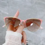 Occhiali da sole rotondi cat-eye unisex in metallo - immagine 4