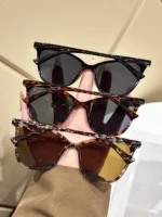 Set 3 occhiali da sole donna cat eye multicolore - immagine 4