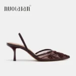 Sandali con tacco alto a punta eleganti con perline - immagine 6