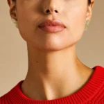 Orecchini a bottone farfalla in acciaio inox dorato - immagine 3